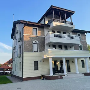 Iarca Apartahotel