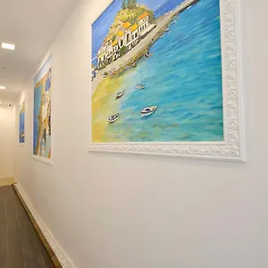 Otilia Apartahotel