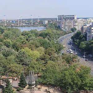 Гостевой дом Lake And Park View, Бухарест