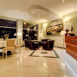 Plaza B&B Varşovia